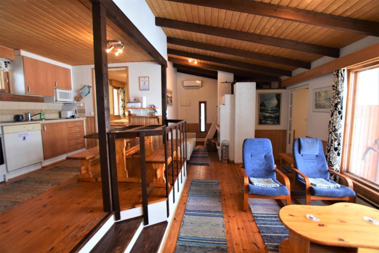 Pyhtaeaen Vuokramoekit Villa Tuuski ภายนอก รูปภาพ