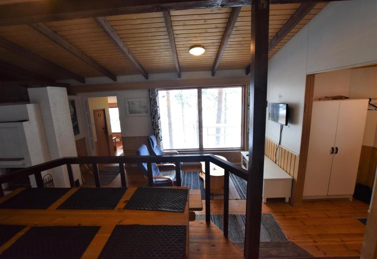 Pyhtaeaen Vuokramoekit Villa Tuuski ภายนอก รูปภาพ