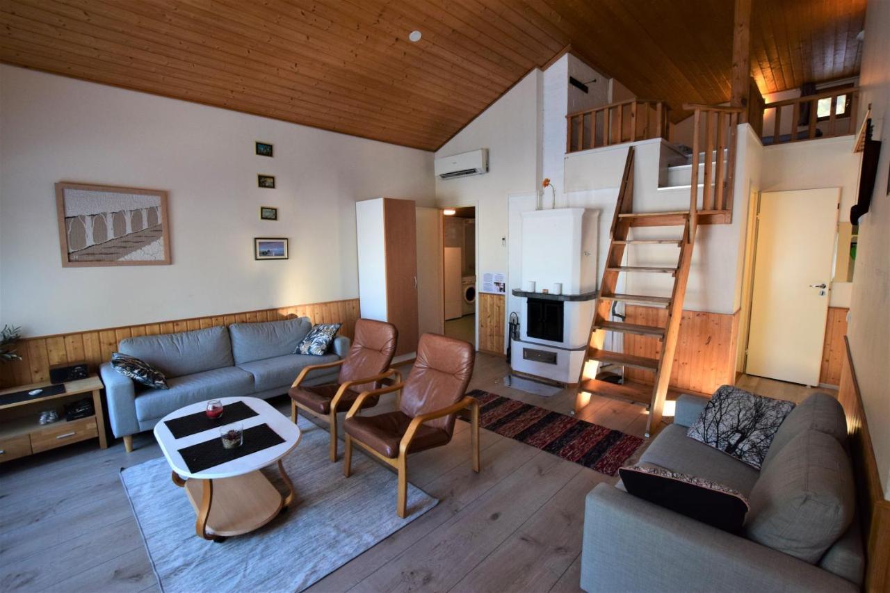 Pyhtaeaen Vuokramoekit Villa Tuuski ภายนอก รูปภาพ