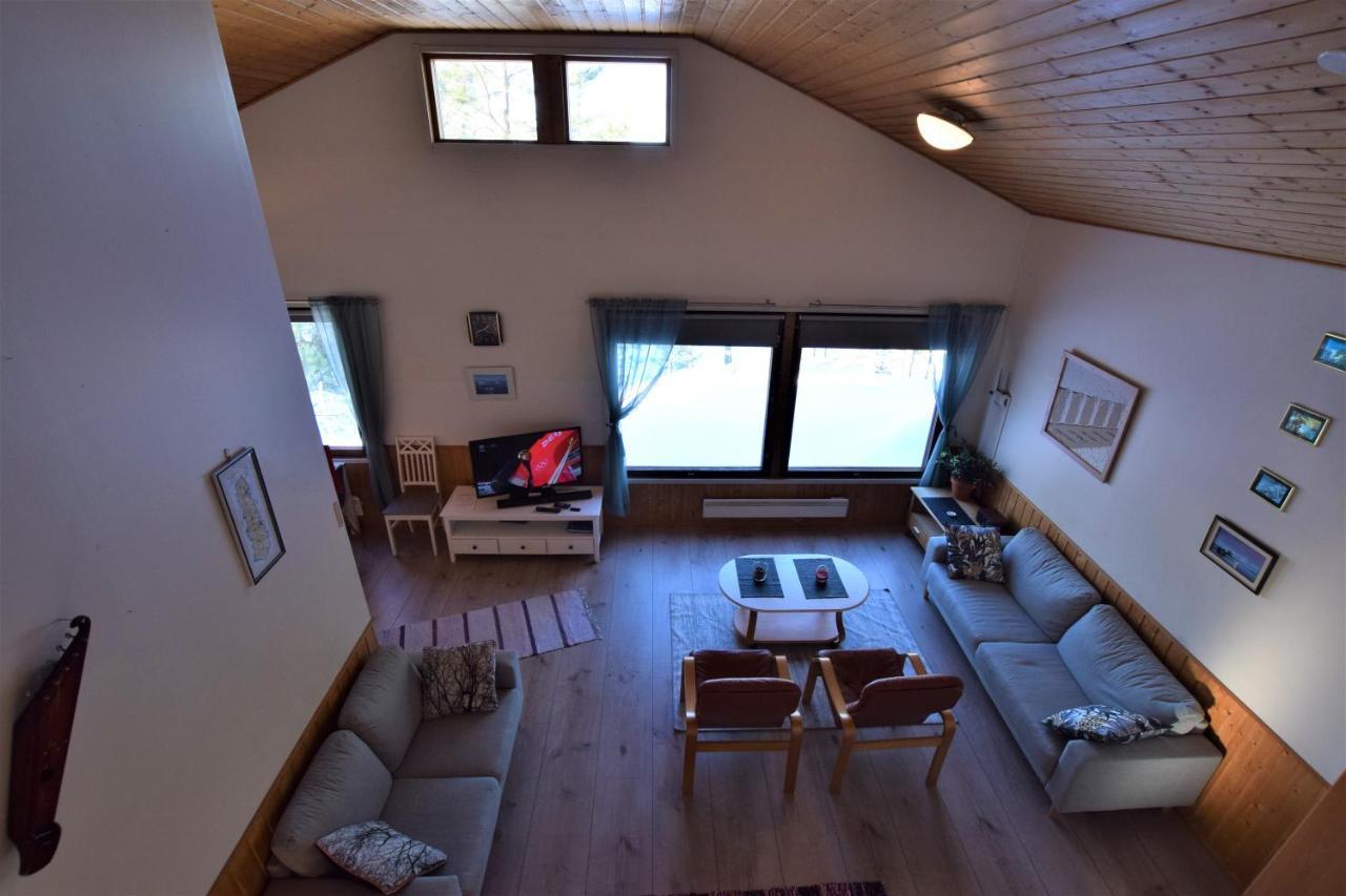 Pyhtaeaen Vuokramoekit Villa Tuuski ภายนอก รูปภาพ