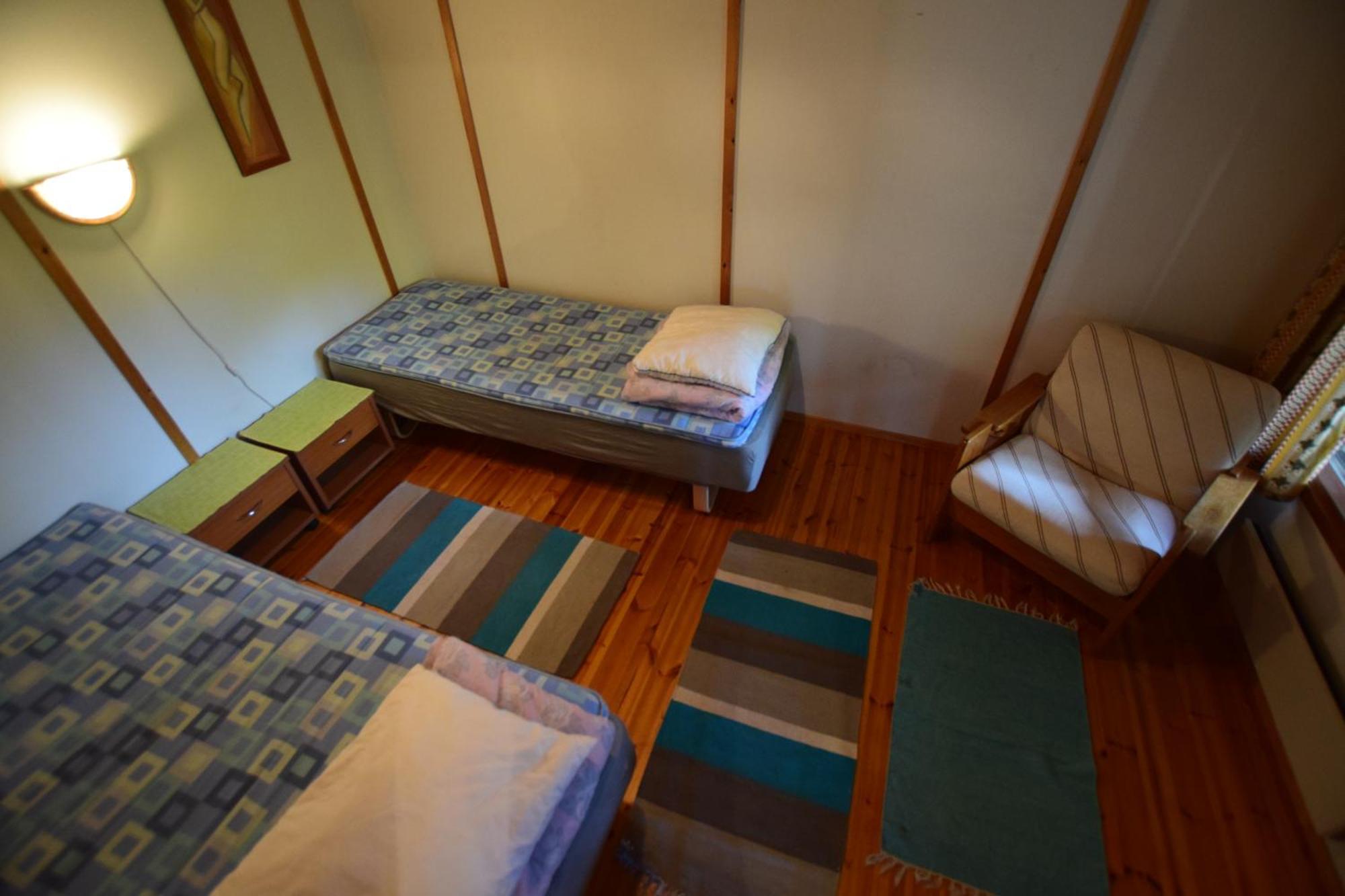 Pyhtaeaen Vuokramoekit Villa Tuuski ภายนอก รูปภาพ